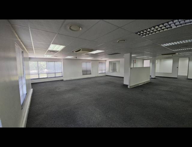 INDUSTRIAL PROPERTY TO RENT IN LINBRO PARK